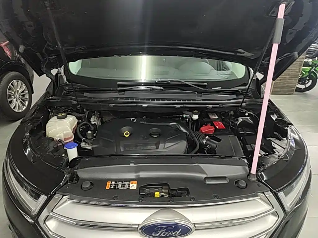 Ford Edge — миниатюра 20