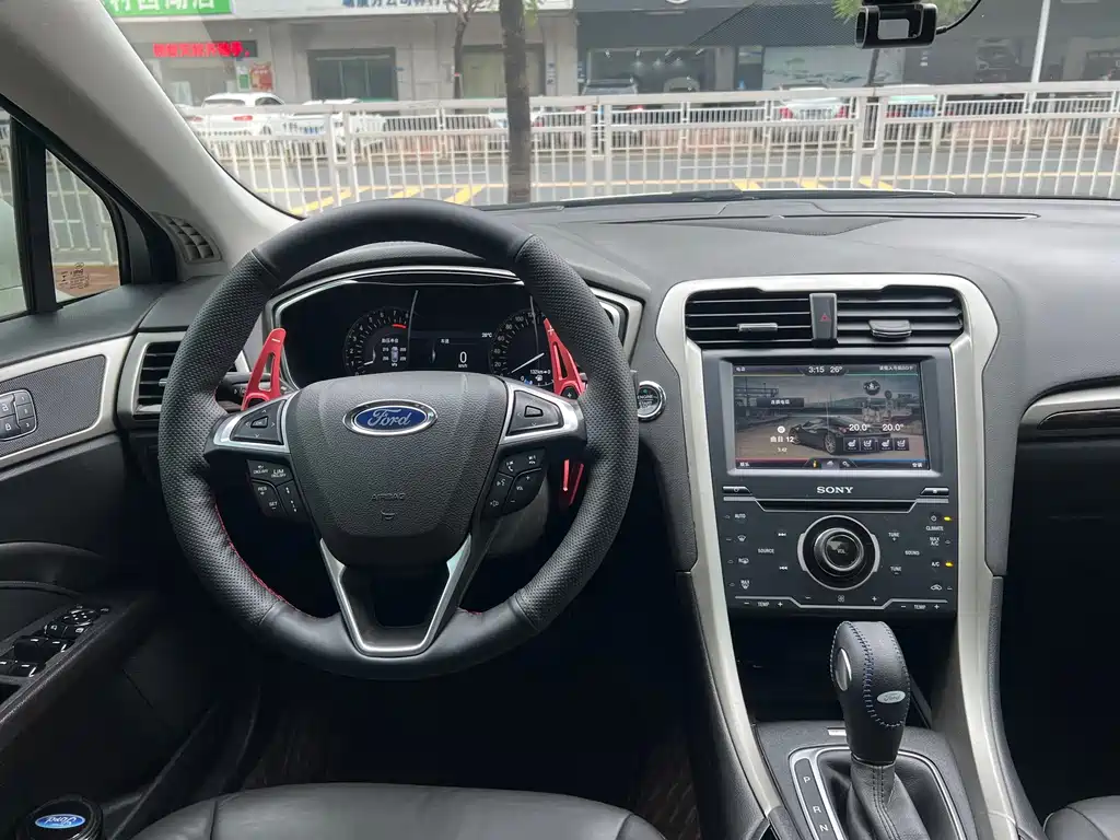 Ford Mondeo — миниатюра 13