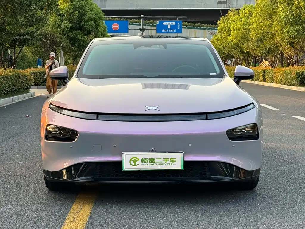 XPeng P7 — миниатюра 2