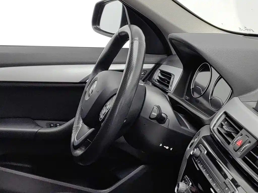 BMW X1 — миниатюра 22