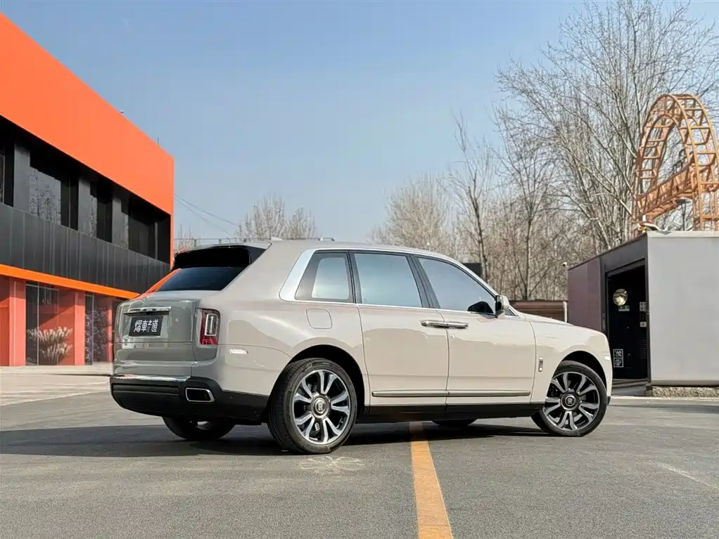 ROLLS-ROYCE CULLINAN