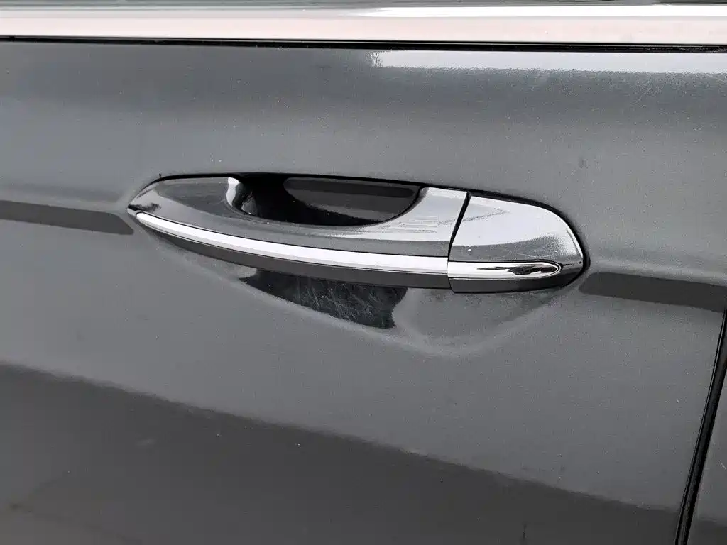 Ford Mondeo — миниатюра 18