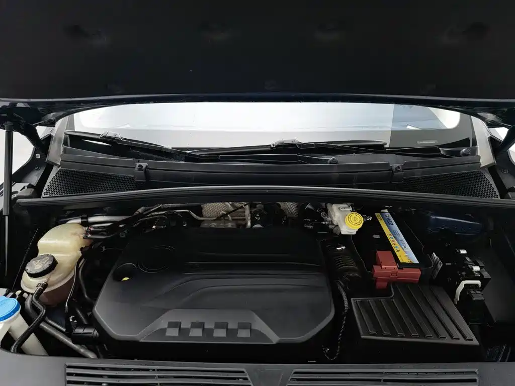 Roewe iMAX8 — миниатюра 6