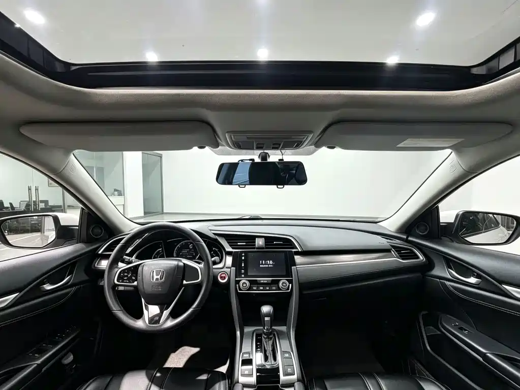 Honda Civic — миниатюра 5