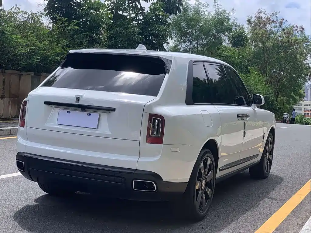 ROLLS-ROYCE CULLINAN