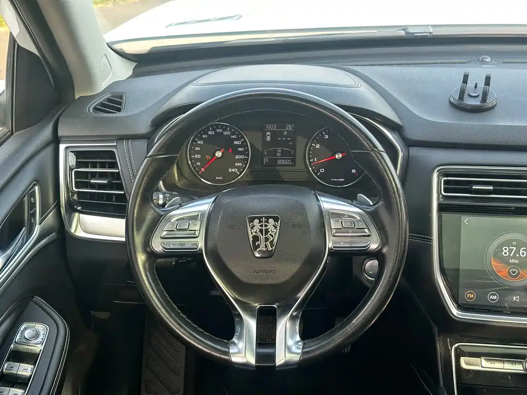 Roewe RX8 — миниатюра 8
