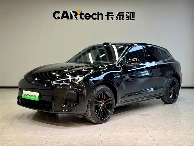 AITO ASK THE WORLD M5 2025