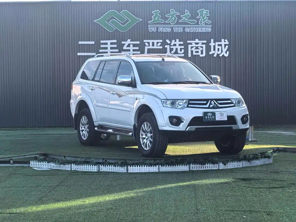 MITSUBISHI PAJERO JINCHANG