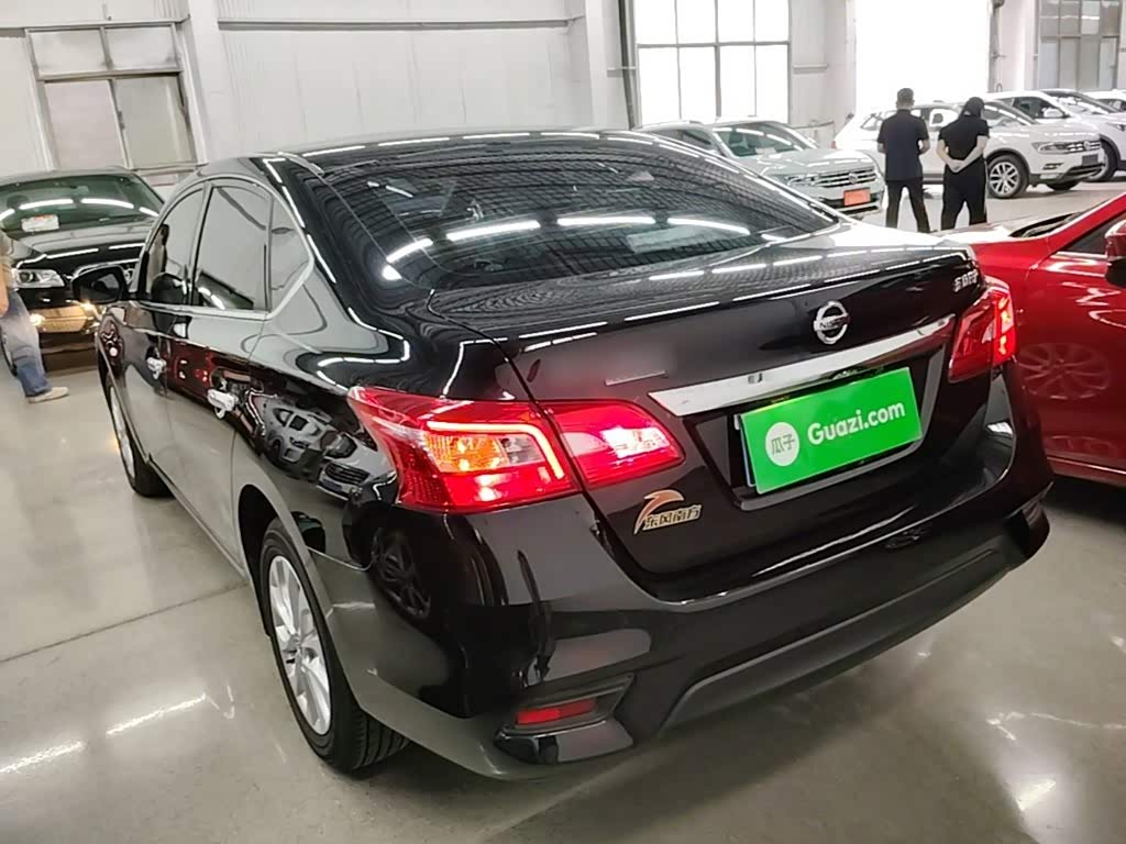 Nissan Sylphy 1.6 л 2025 г. Чёрный, пробег 5300 км