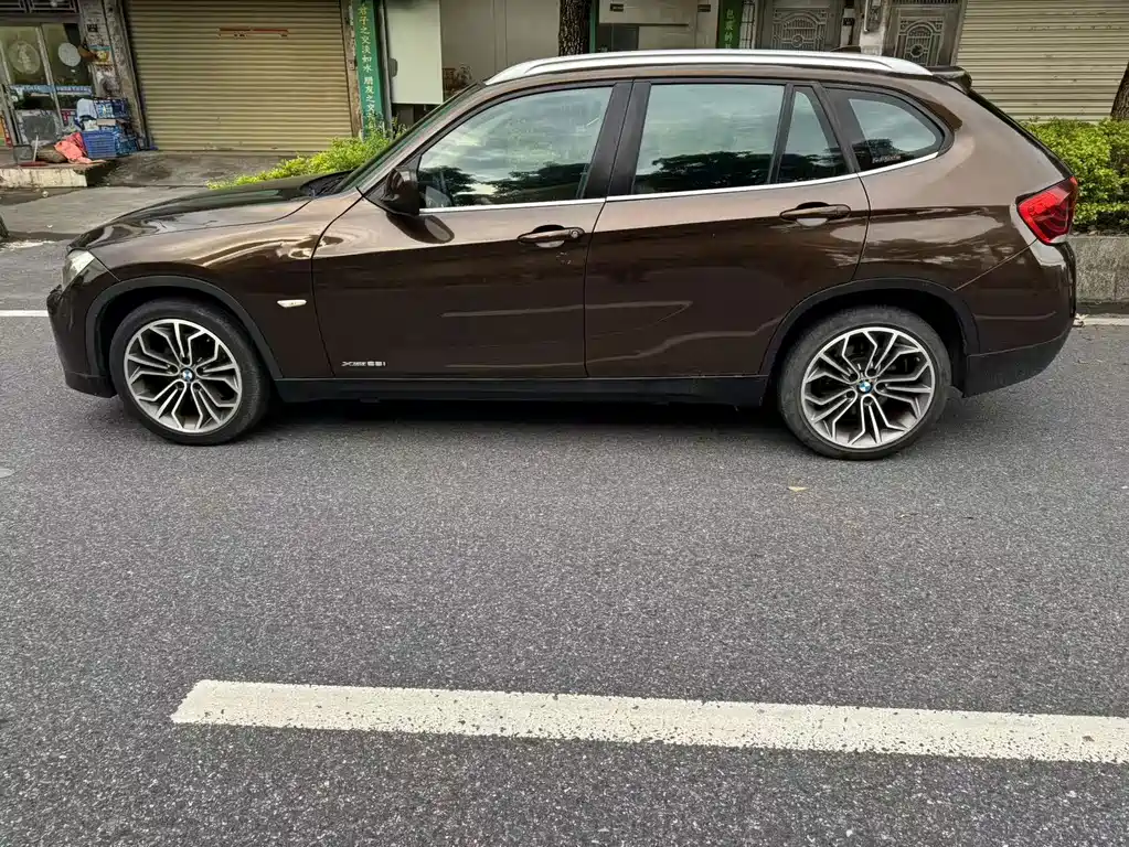 BMW X1 (Import) — миниатюра 7