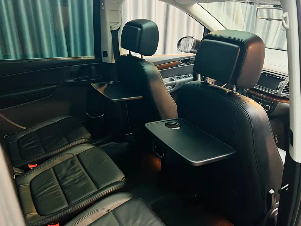 Volkswagen Sharan — миниатюра 14