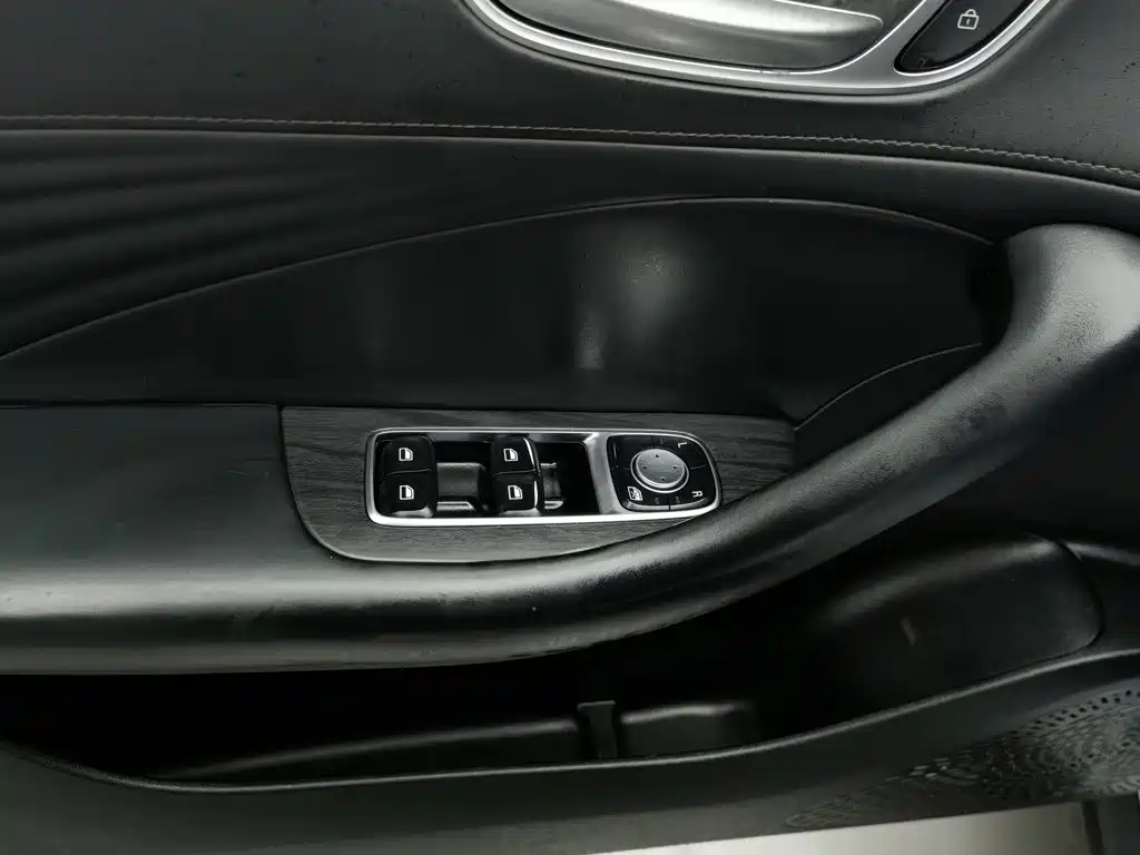 Roewe D7 — миниатюра 9