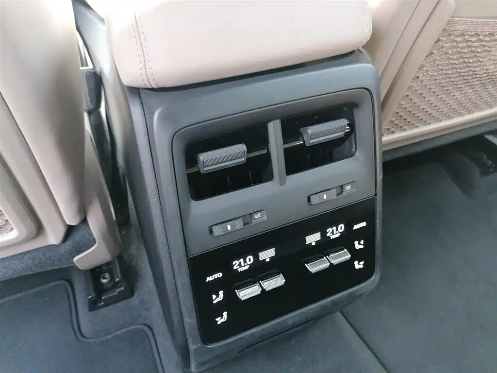 PORSCHE MACAN NEW ENERGY