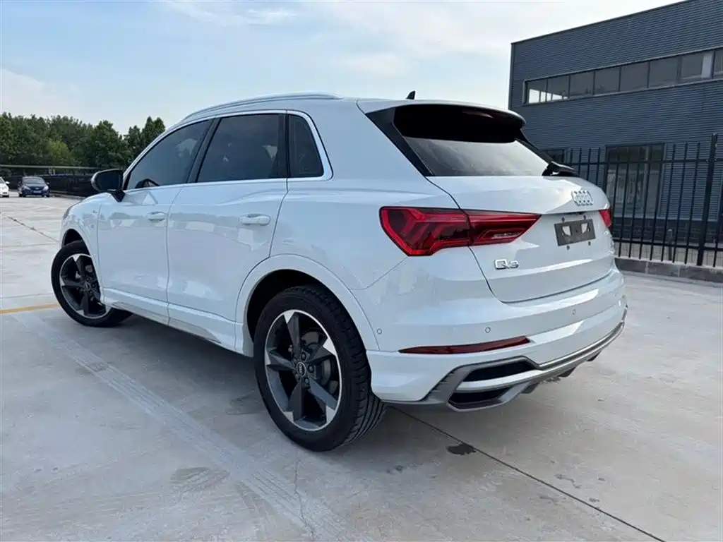 Audi Q3 2022 35 TFSI Fashion