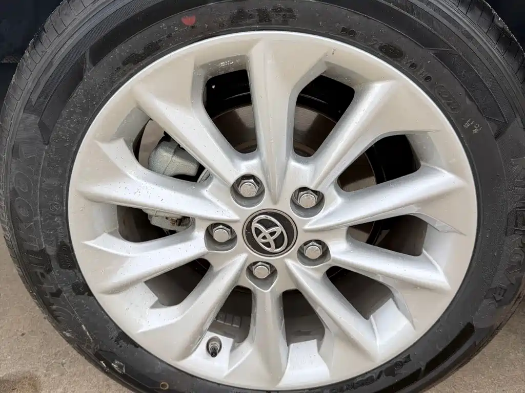 Toyota Corolla — миниатюра 20