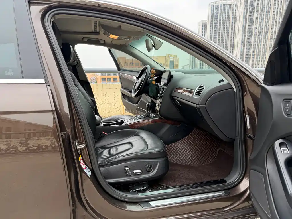 Audi A4L — миниатюра 10