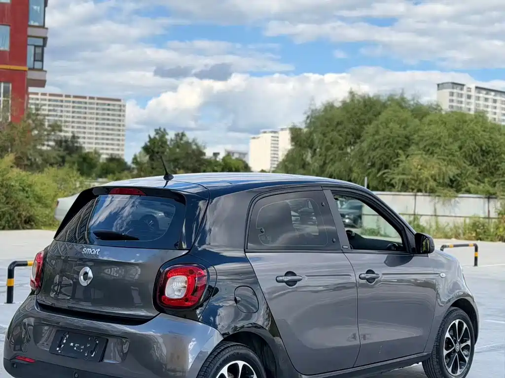 smart Smart Forfour — миниатюра 6