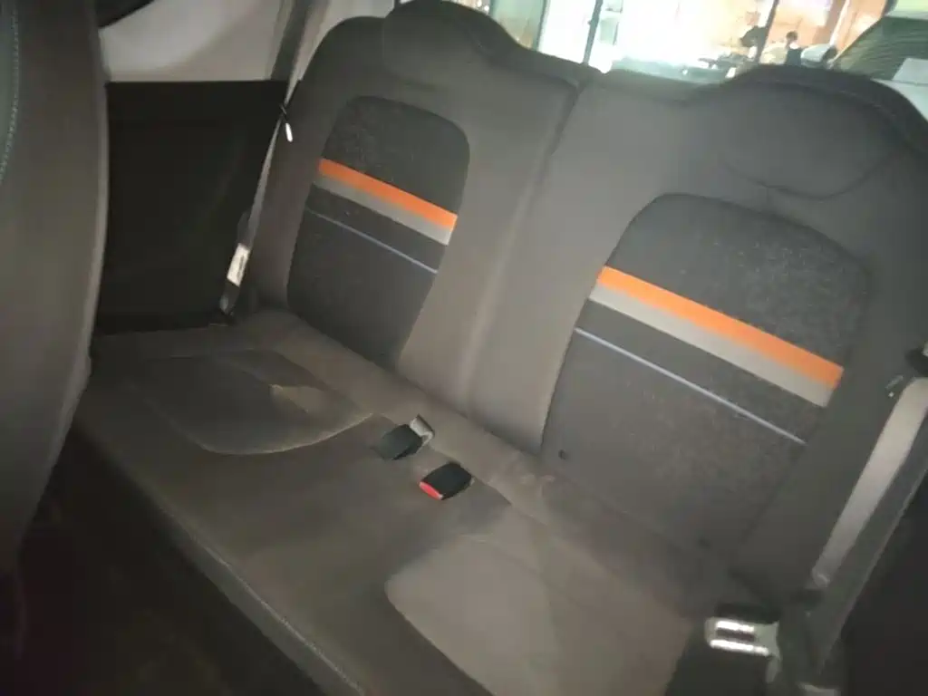 Wuling MINIEV — миниатюра 17