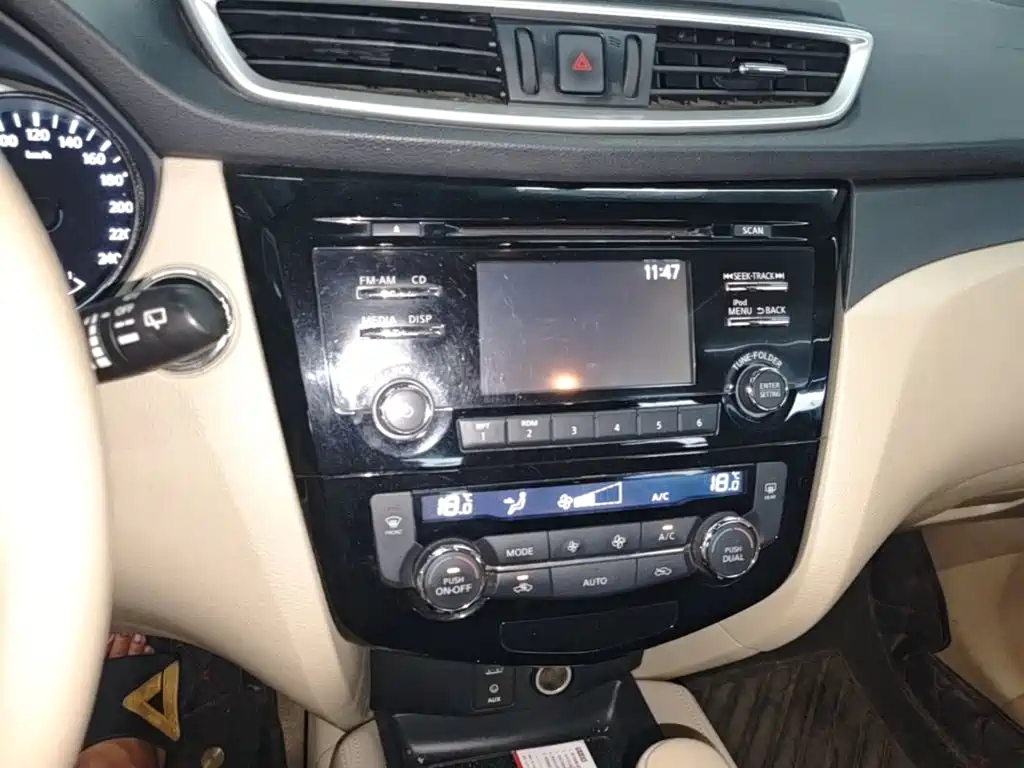 Nissan X-Trail — миниатюра 13