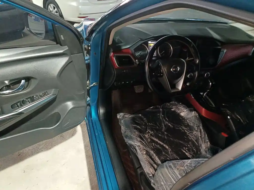 Nissan Bluebird — миниатюра 16