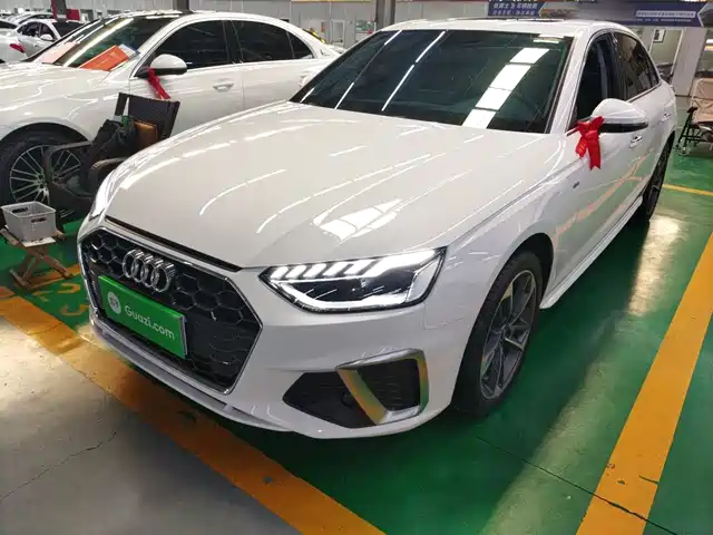 AUDI A4L 2023
