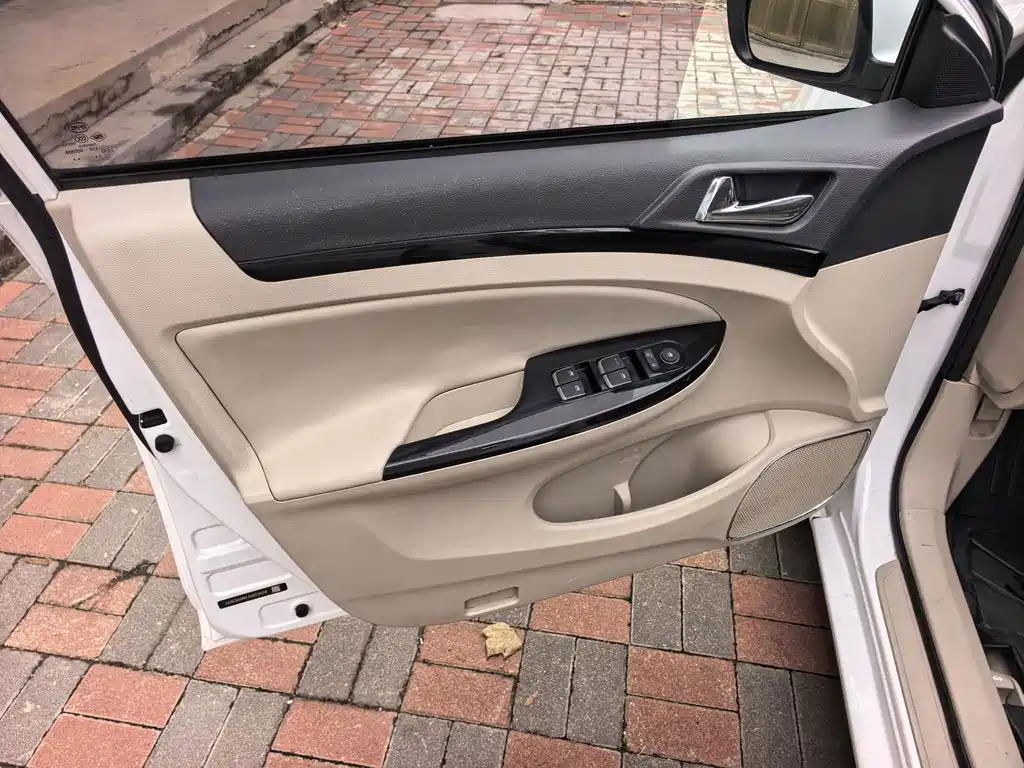 BYD e5 — миниатюра 6
