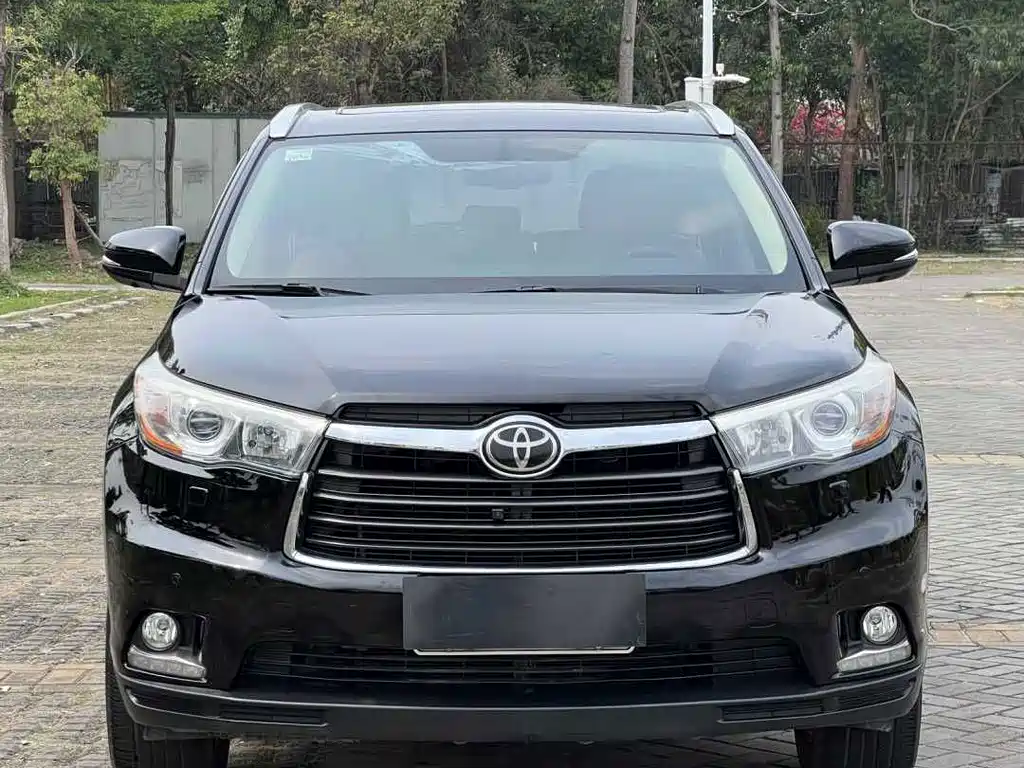 Toyota Highlander — миниатюра 2