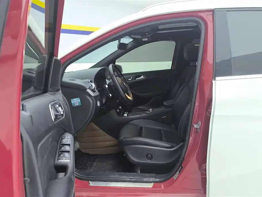 MERCEDES-BENZ B CLASS