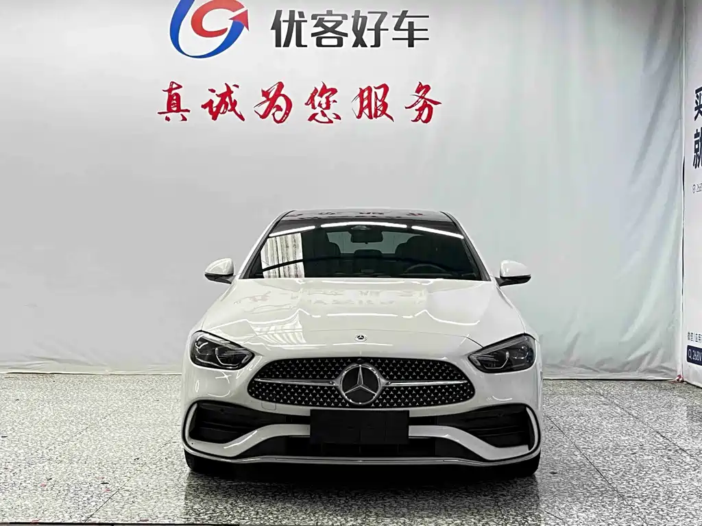 Mercedes-Benz C-Class — миниатюра 2