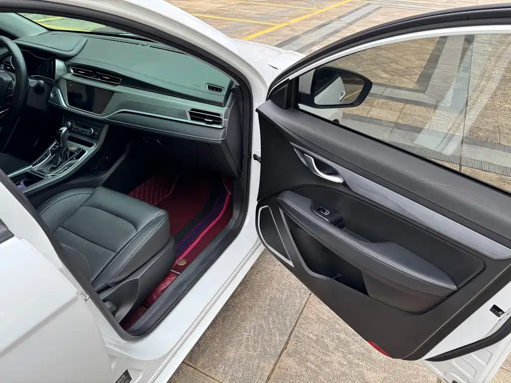 Geely Emgrand — миниатюра 14