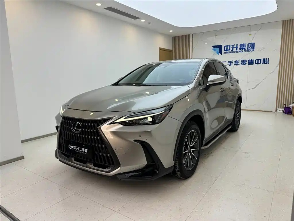Купить Lexus NX