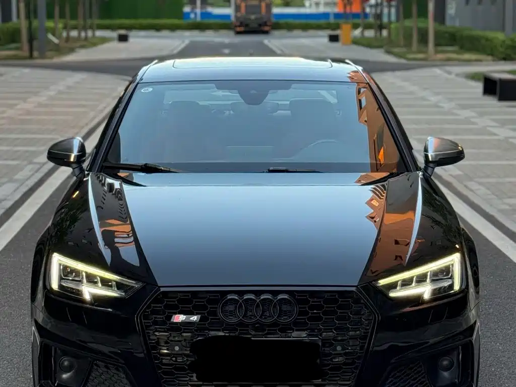 Audi S4 — миниатюра 2