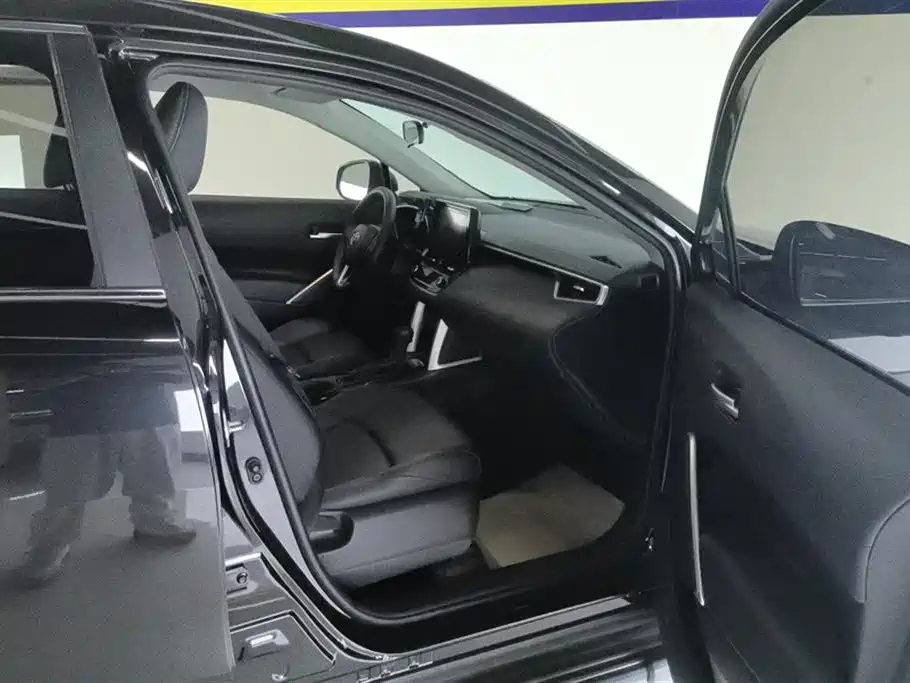 Toyota Frontlander 2022 2.0L CVT Luxury