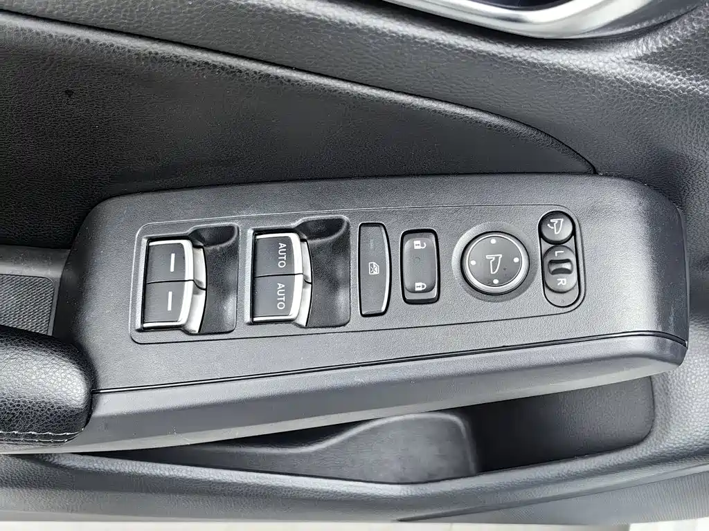 Honda Civic — миниатюра 9