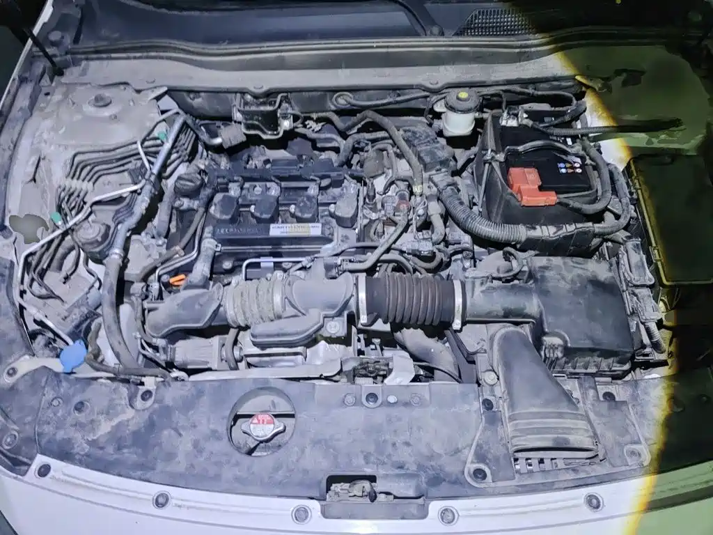 Honda Accord — миниатюра 16