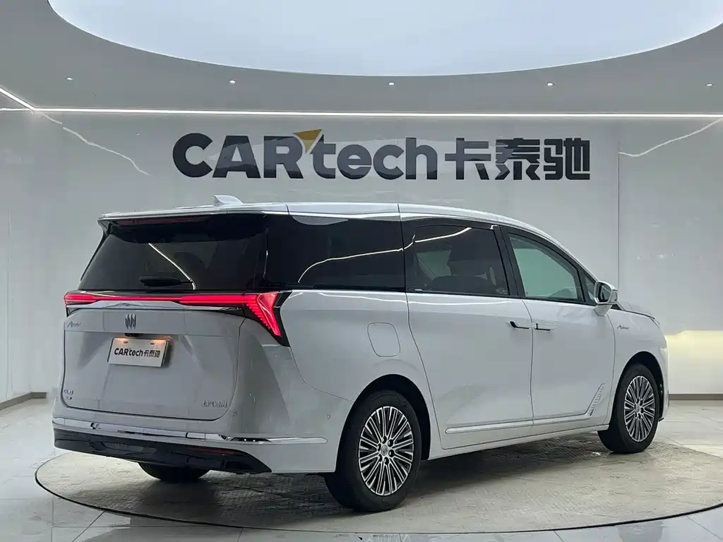 Buick GL8 Hybrid LandKing Luxury Enjoy Edition 7 seats, фото 5
