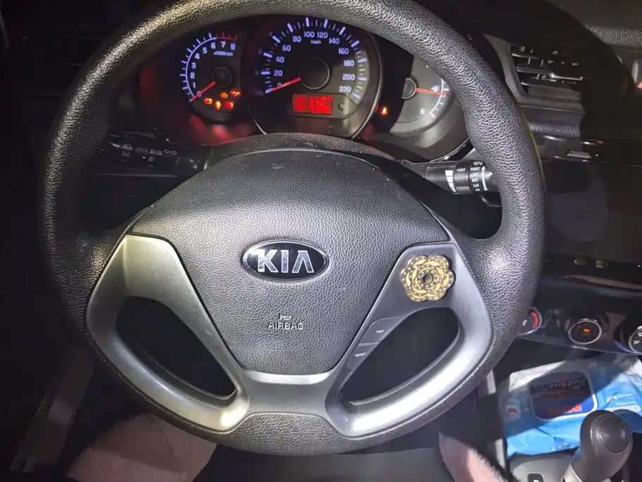 Kia K2 — миниатюра 15