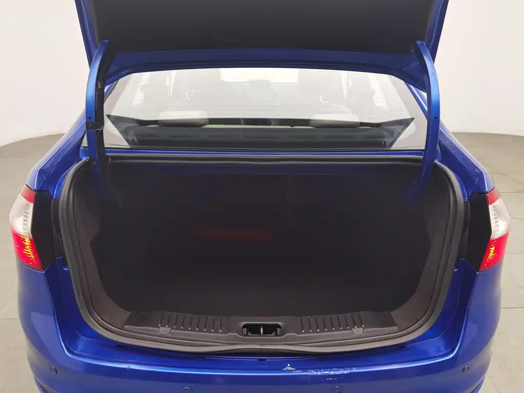 Ford Fiesta — миниатюра 16