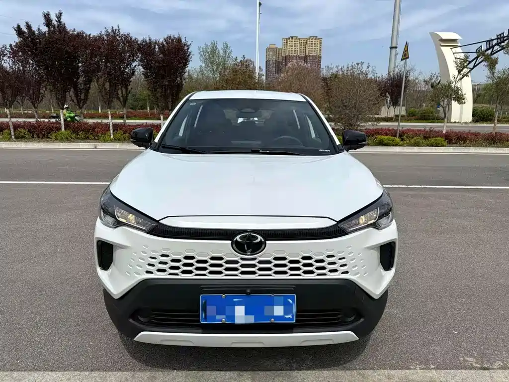 Toyota Corolla Cross — миниатюра 2