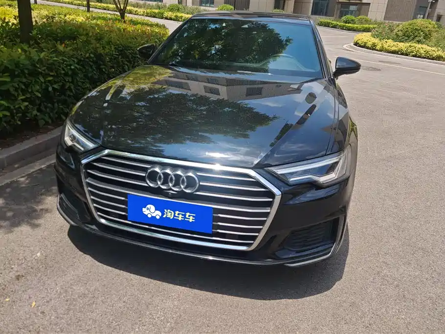 Audi A6L 2022 40 TFSI Luxury