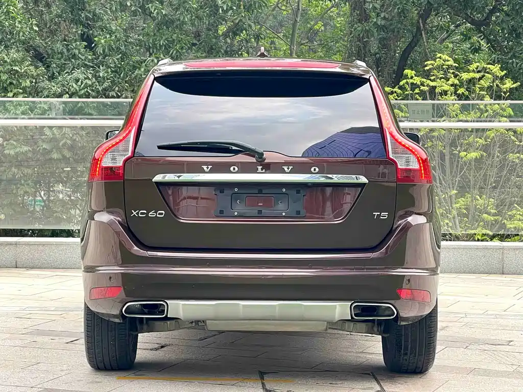 Volvo XC60 (Import) — миниатюра 3