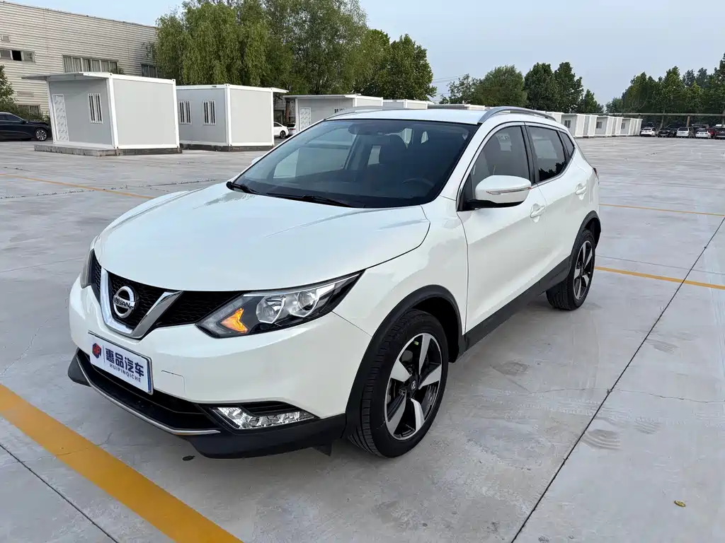 Купить Nissan Qashqai