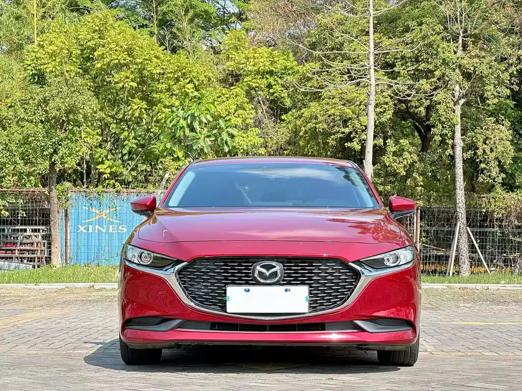 Mazda 3 Axela 2022