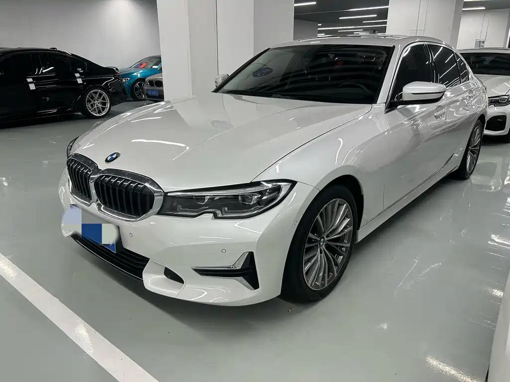 Купить BMW 3 Series