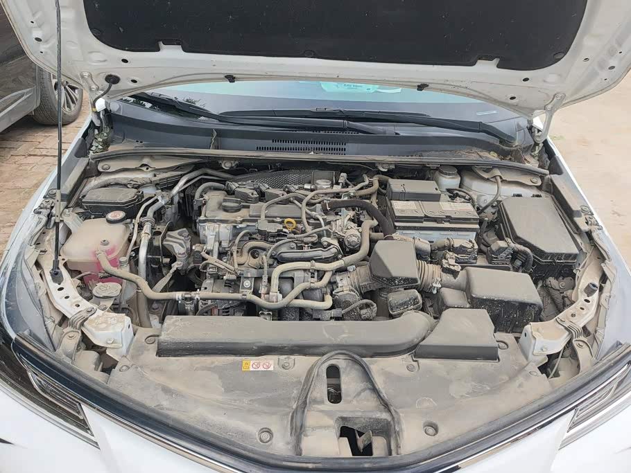 Toyota Corolla 1.5 л 2022 г. Белый, пробег 22000 км