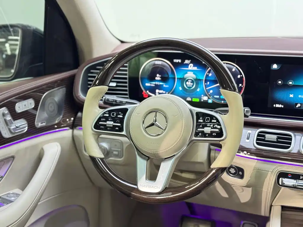 MERCEDES-BENZ MAYBACH GLS