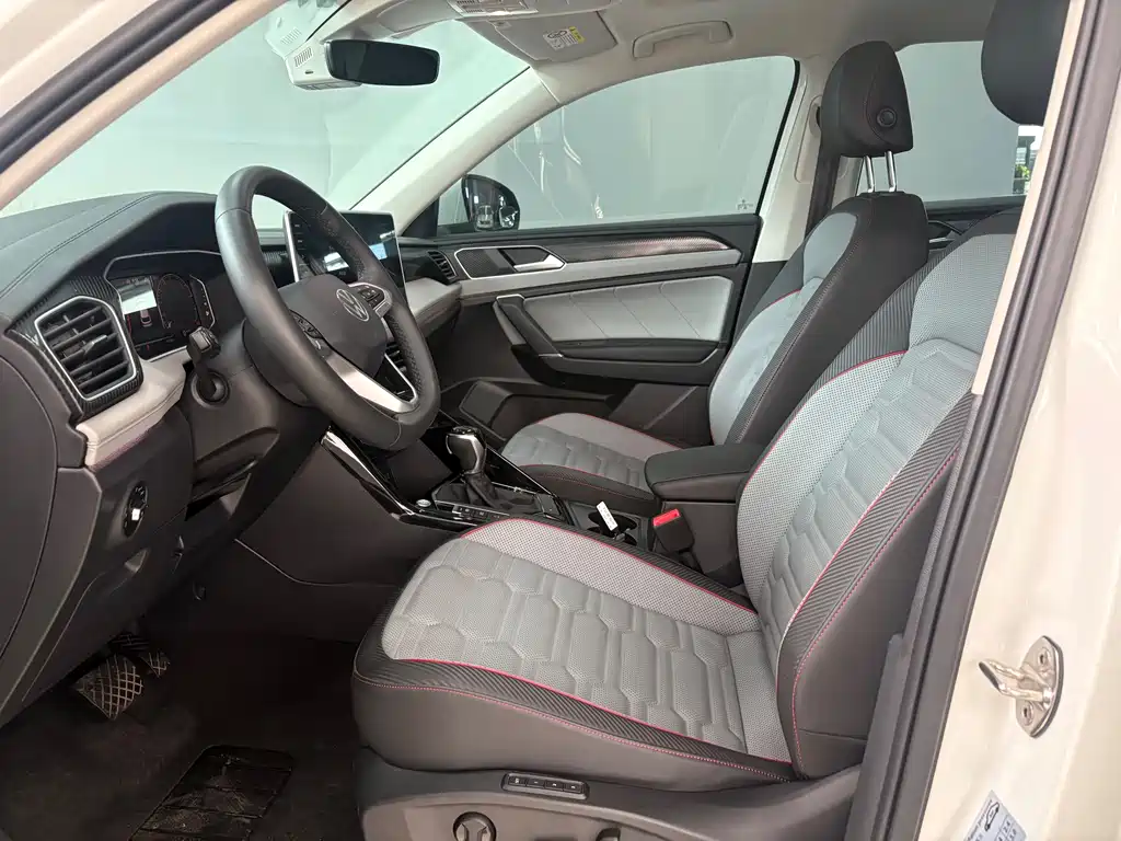 Volkswagen Tayron 330TSI 2WD Luxury Plus Advanced Edition, фото 10