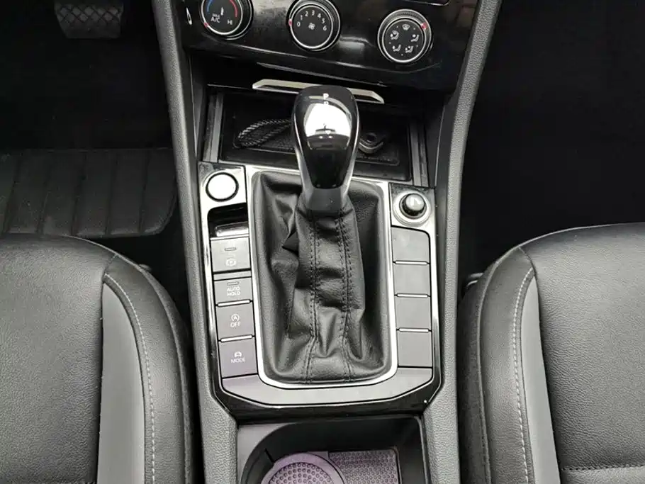 Volkswagen Sagitar — миниатюра 16
