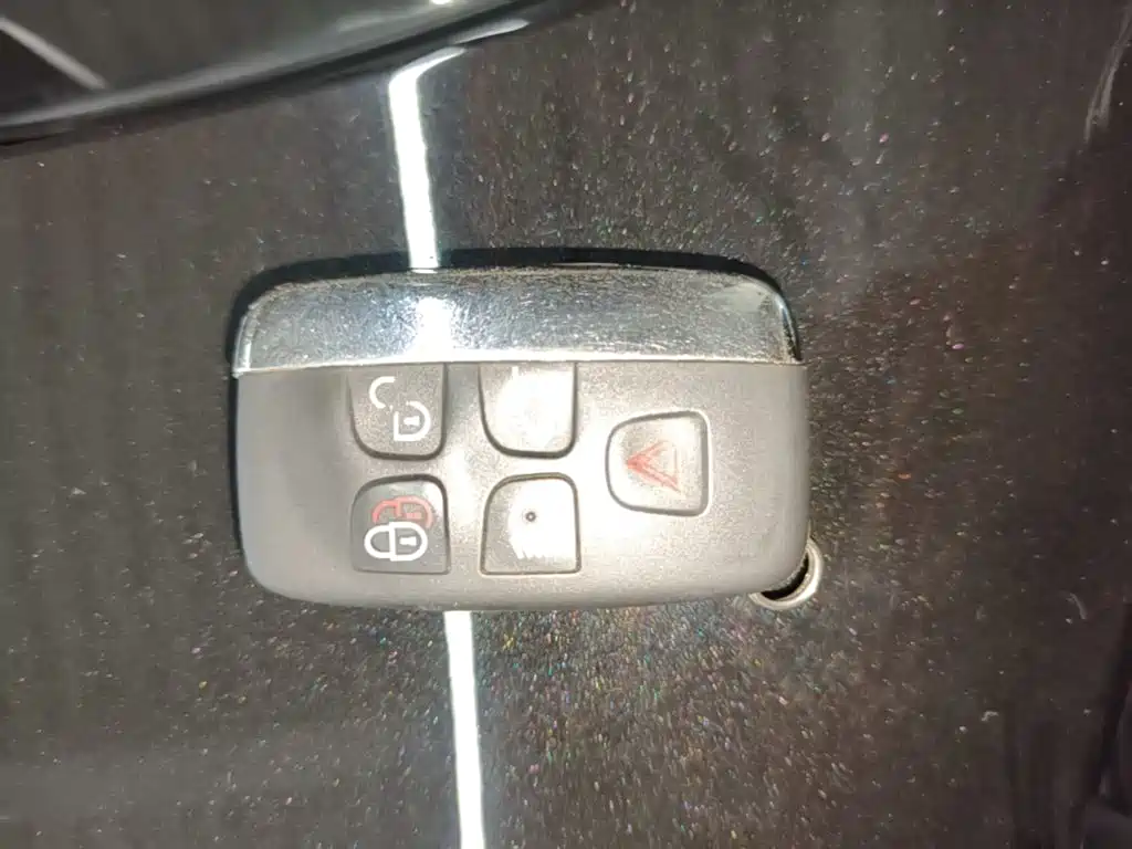 Land Rover Discovery Sport — миниатюра 9