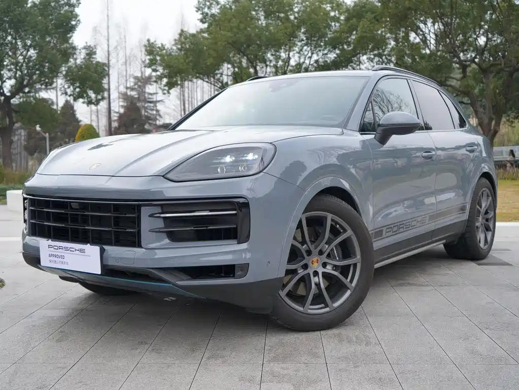 Porsche Cayenne 2025